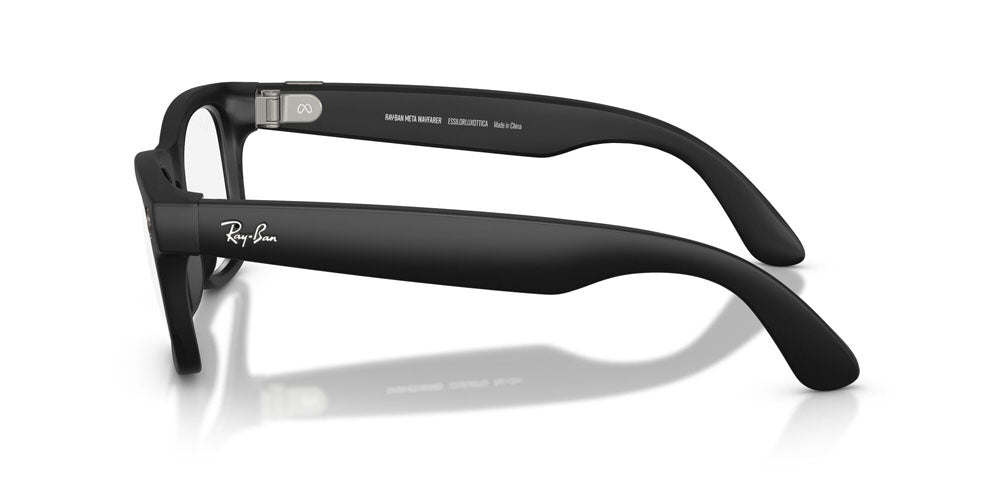 Ray-Ban Meta Wayfarer AI Glasses