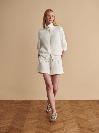 Atrium in White, product view 2
