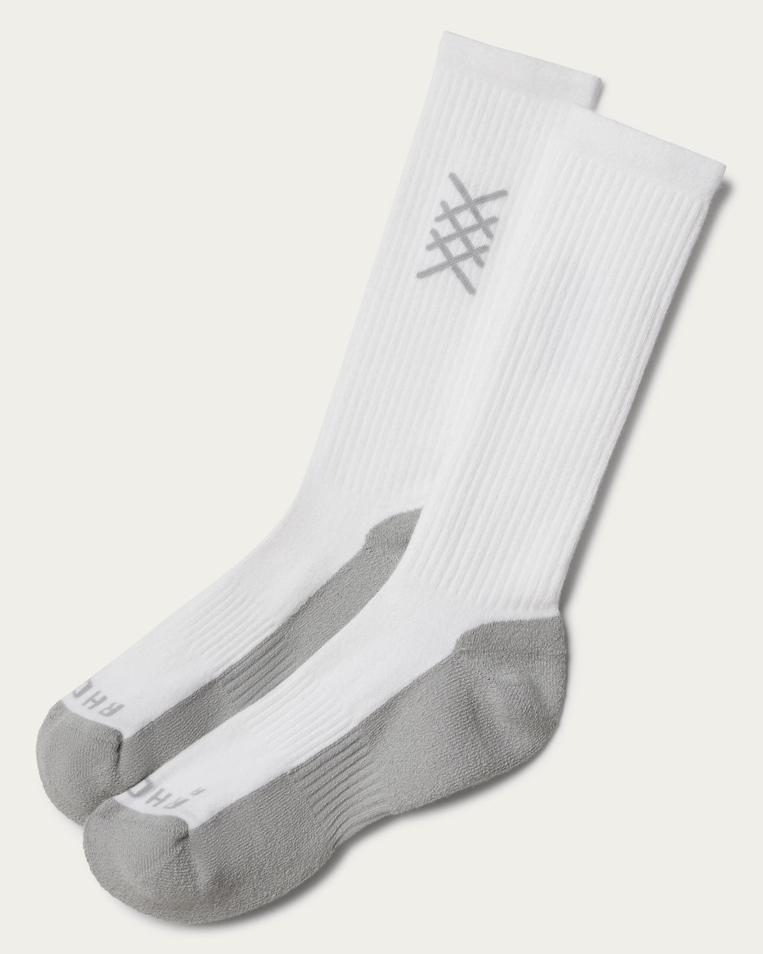White   in White — image 3