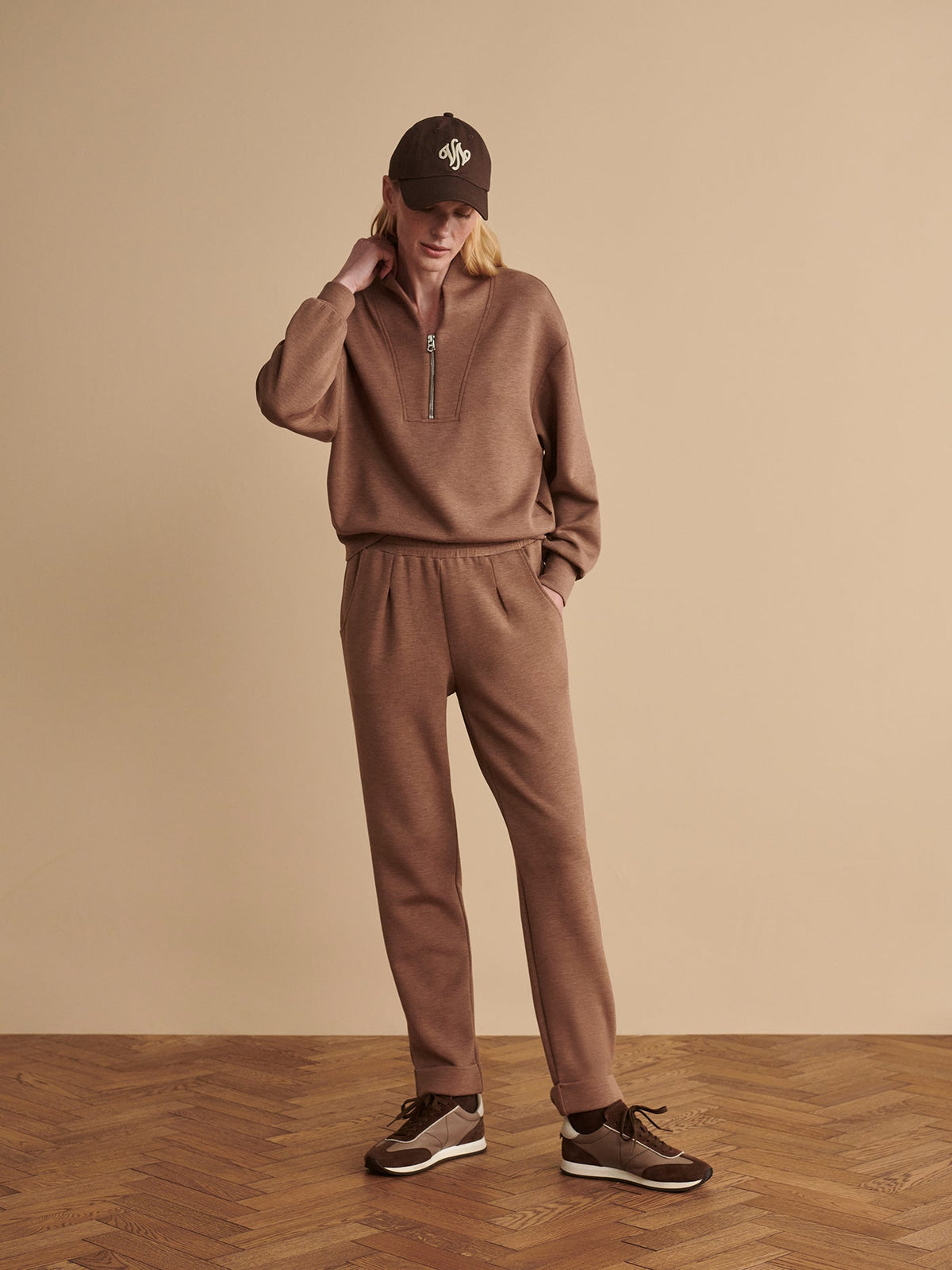 Davidson in Golden Bronze Marl, product view 2