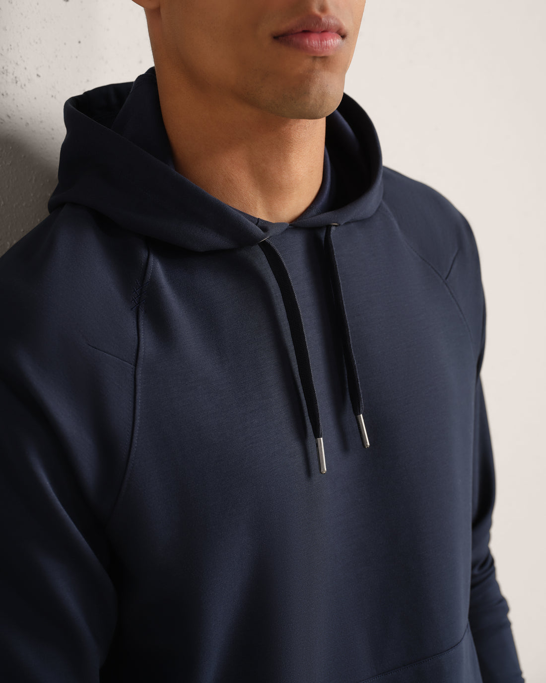 Hoodie in True Navy, product view 2