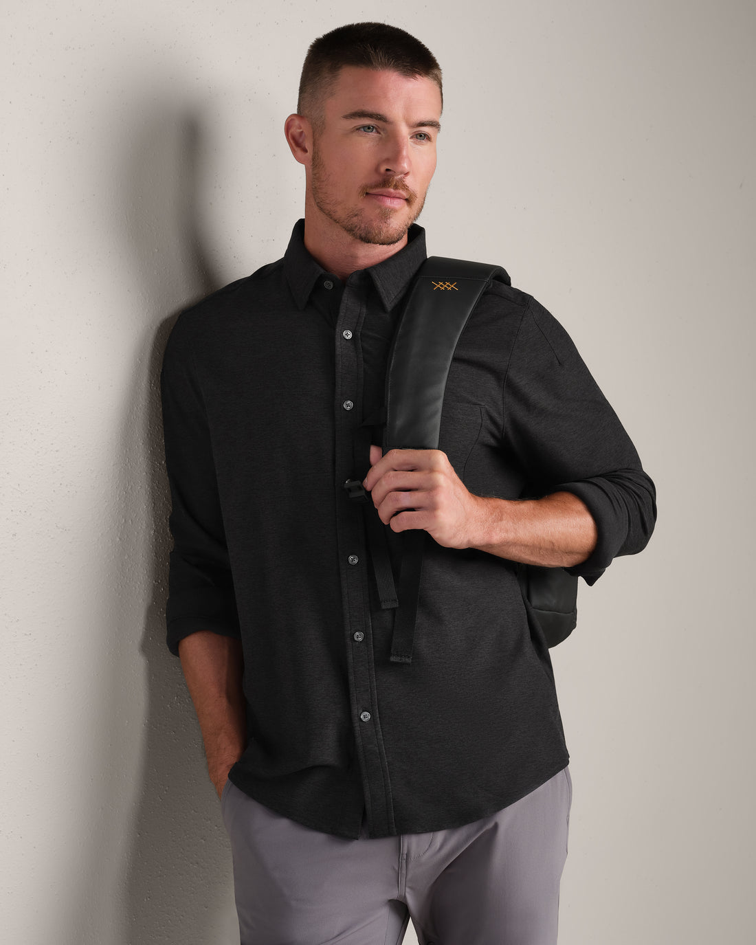Wfh in True Black, product view 1