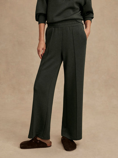 Varley The Wide Leg Pant 28 in Olive Marl, detail model view